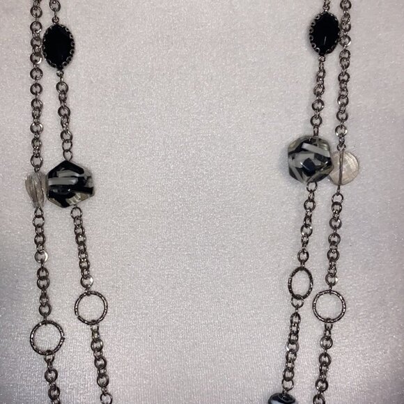 LONG Necklace Pendant Black and Silver Tone - Picture 5 of 6